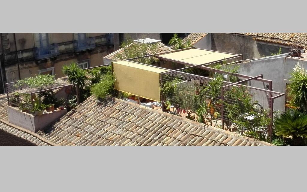 Tre Vie Apartment Con Terrazzo Giardino Pensile Catania Ngoại thất bức ảnh